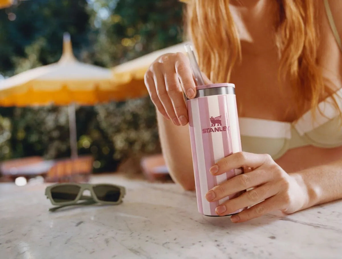 Can Cooler ou Beer Tumbler? Qual é melhor para suas bebidas favoritas?