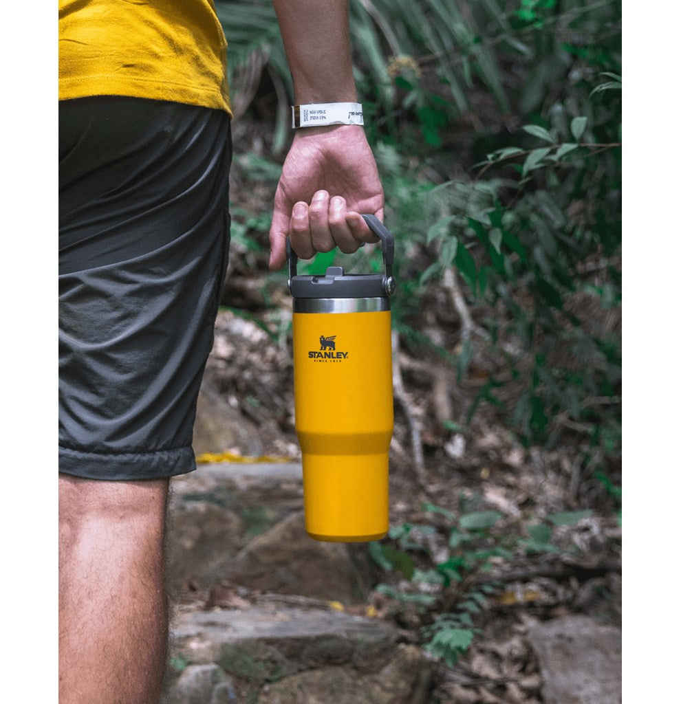 Tumbler Térmico Flip Straw Stanley Saffron | 887ML