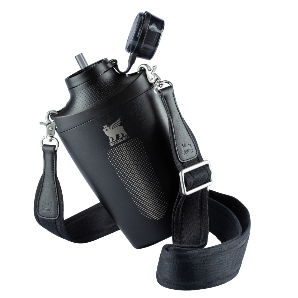 Stanley 1913 Cross Bottle Stanley Black 680ml