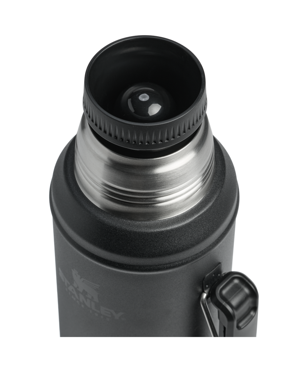 Stanley 1913 Garrafa Térmica Classic Black 2.0 0.95L