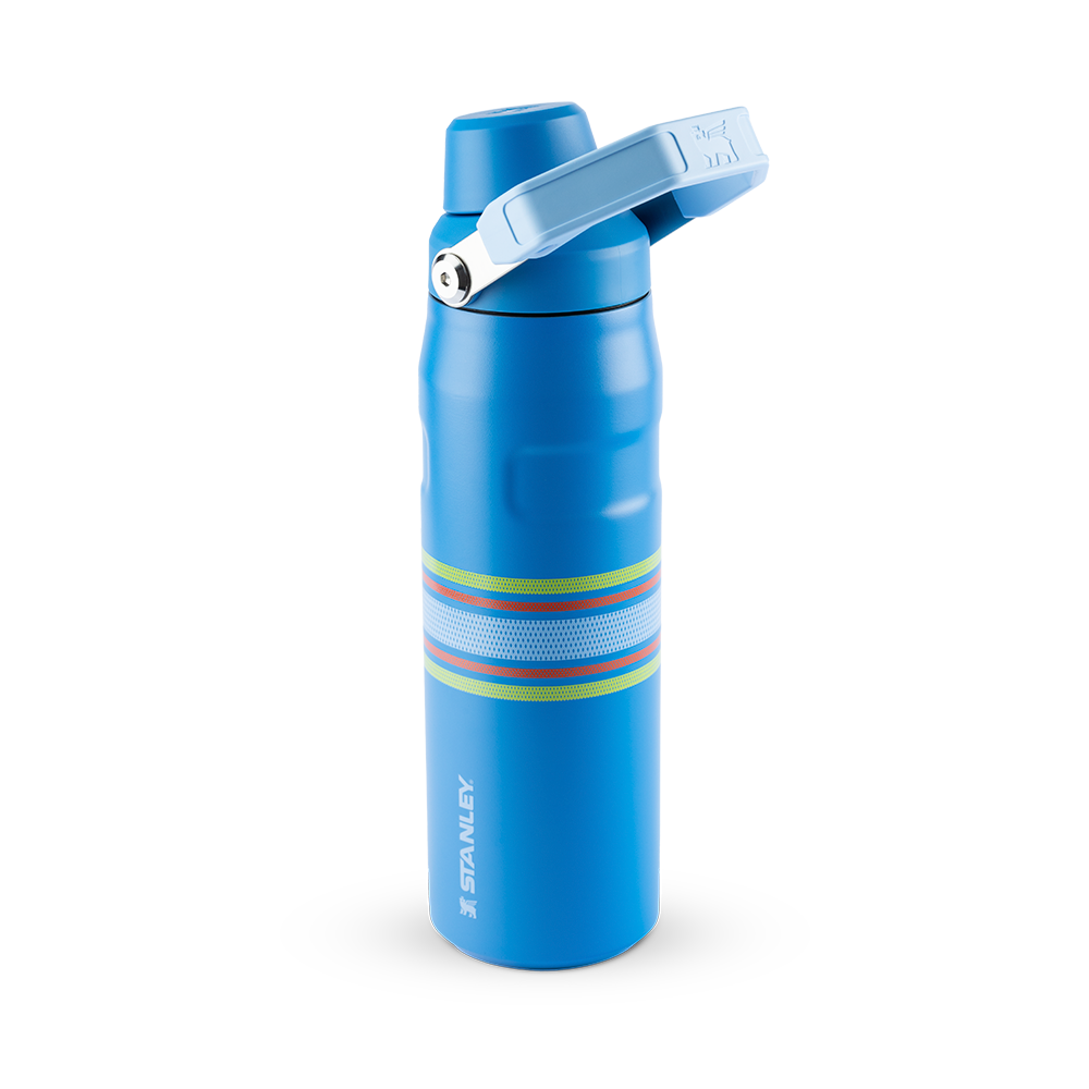 Stanley 1913 Garrafa Térmica Aerolight Fast Flow Varsity Azure Stripes 710ml  | View 3