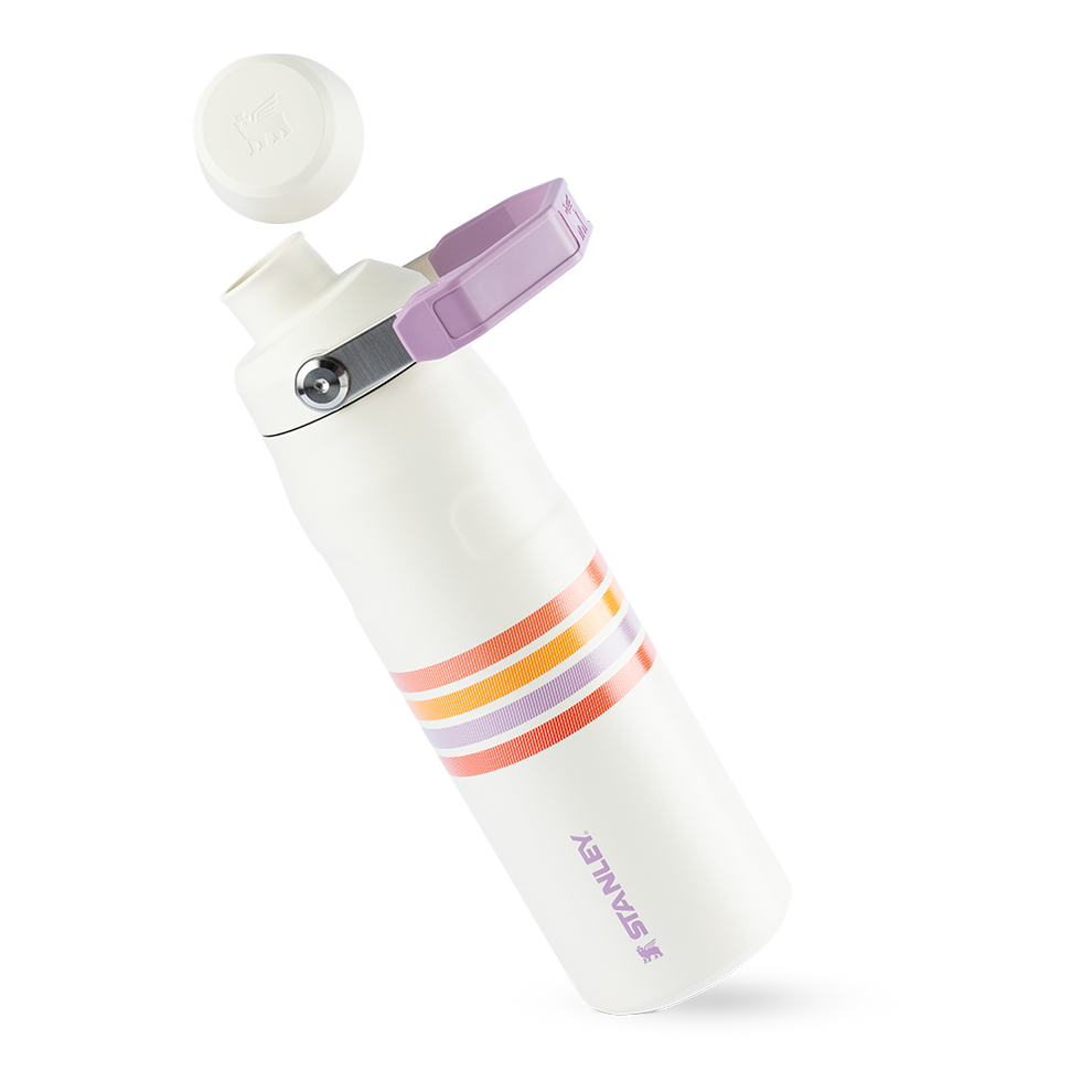 Stanley 1913 Garrafa Térmica Aerolight Fast Flow Varsity Cream Lilac Stripes 710ml