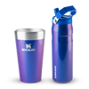 Modelo 4 - Garrafa Térmica Aerolight Flip Straw Stanley Sapphire Shimmer | 710ML e Copo Térmico de Cerveja Stanley Sapphire Shimmer | 473ml