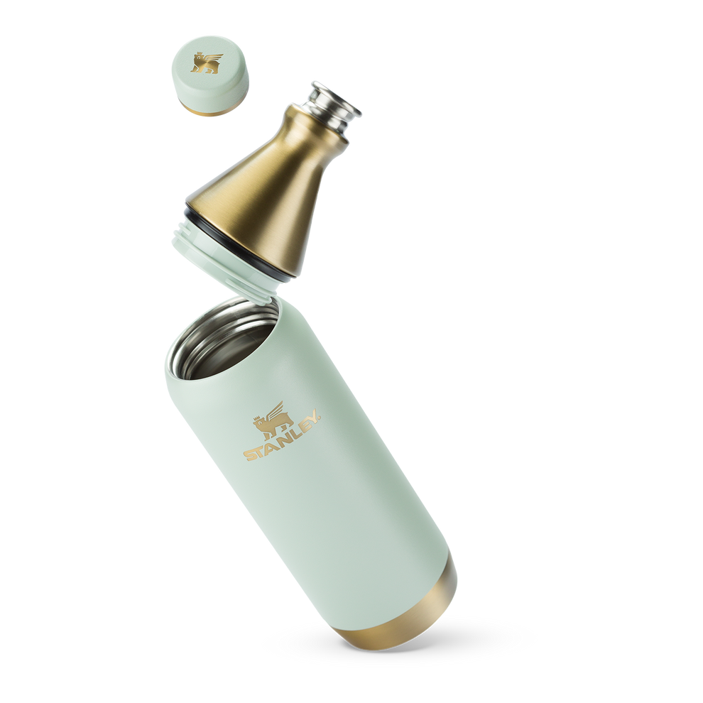 Stanley 1913 Garrafa Térmica Slim Bottle Gilded Celadon 591ml