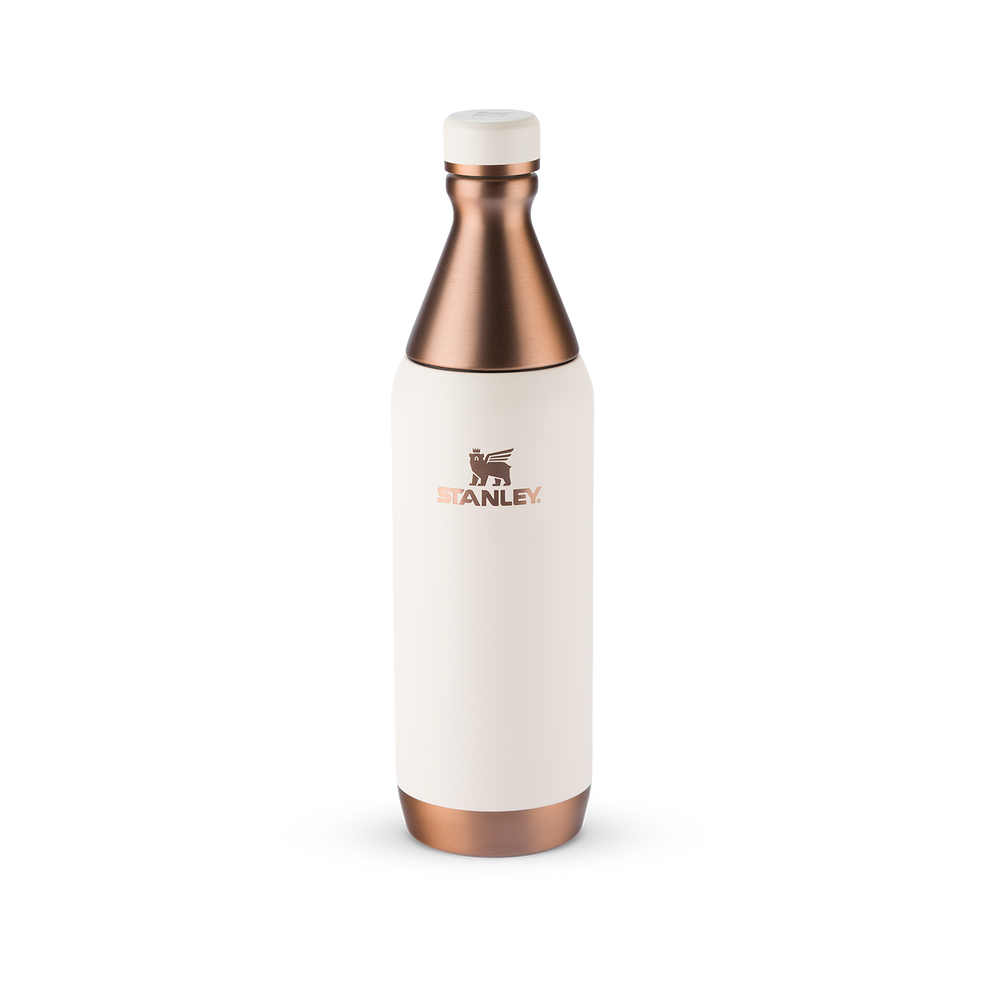 Stanley 1913 Garrafa Térmica Slim Bottle Gilded Sugar 591ml
